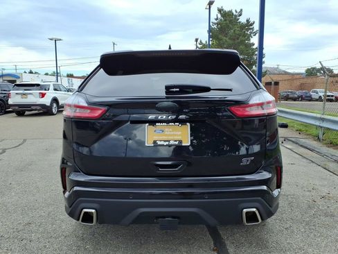 Used 2024 Ford Edge ST w/ Equipment Group 401A AWD/4WD image 8