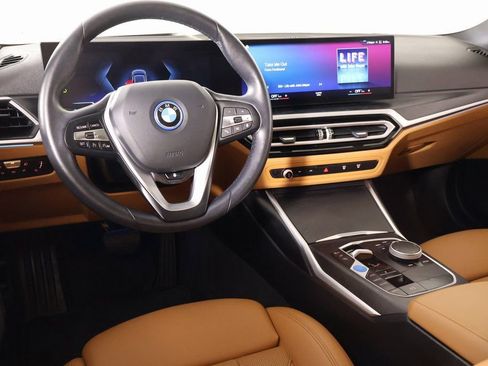 Used 2023 BMW i4 eDrive40 w/ Premium Package image 2