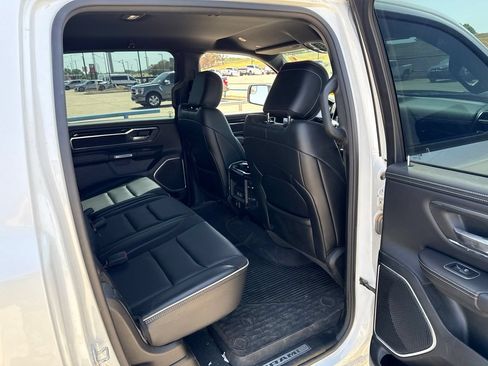 Used 2021 RAM 1500 Laramie w/ Sport Appearance Package AWD/4WD image 12