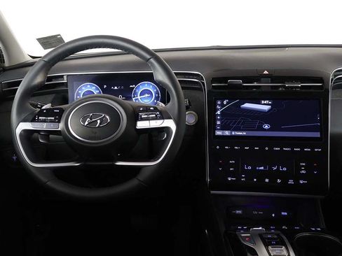 Certified 2024 Hyundai Tucson Limited AWD/4WD image 35