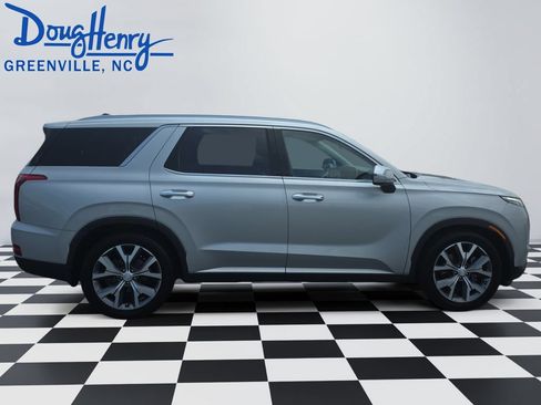 Used 2022 Hyundai Palisade SEL w/ 8P Bench Seat Package FWD image 6