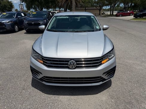 Used 2017 Volkswagen Passat 1.8T R-Line FWD image 11
