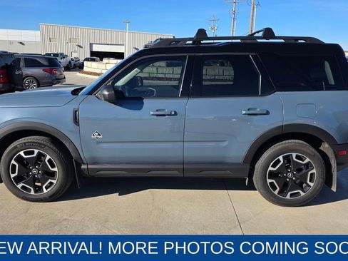 Used 2024 Ford Bronco Sport Outer Banks w/ Tech Package image 2