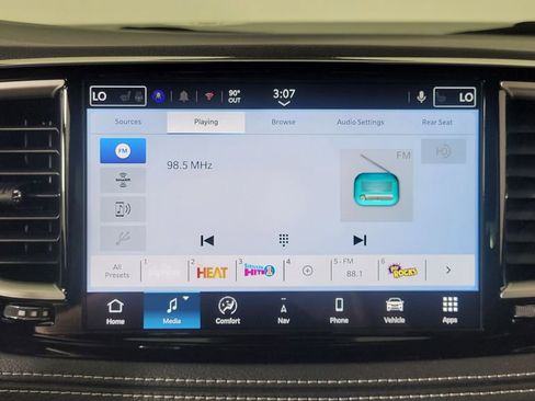 New 2026 Chrysler Pacifica Select image 21