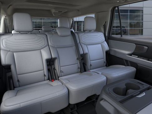 New 2026 Ford Expedition Max Platinum w/ Platinum Ultimate Package AWD/4WD image 11