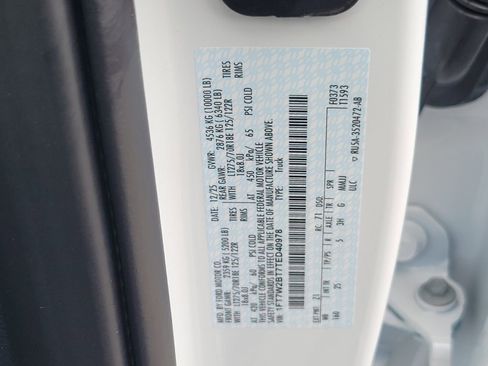 New 2026 Ford F250 XLT w/ FX4 Off-Road Package image 13