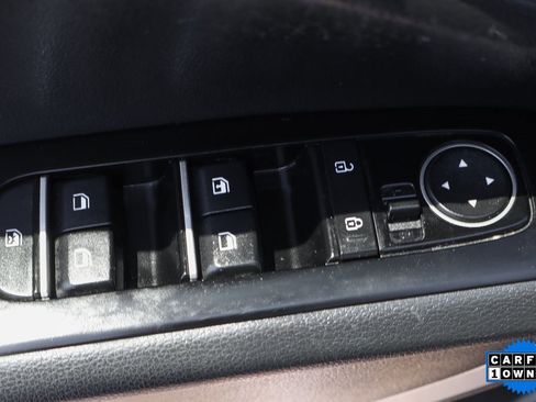 Used 2023 Kia Soul LX image 11