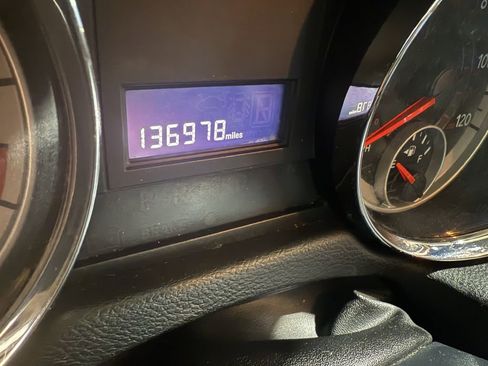 Used 2013 Dodge Grand Caravan SE image 11