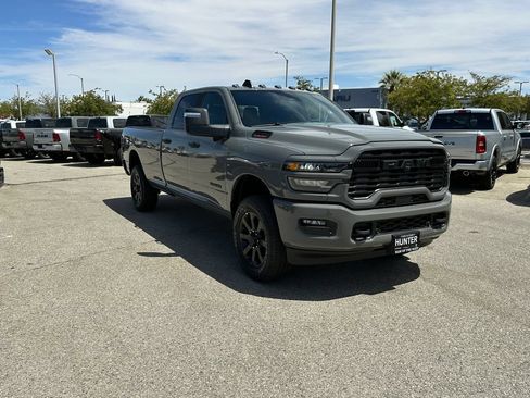 New 2026 RAM 2500 Big Horn AWD/4WD image 10