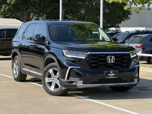 Used 2025 Honda Pilot EX-L image 2