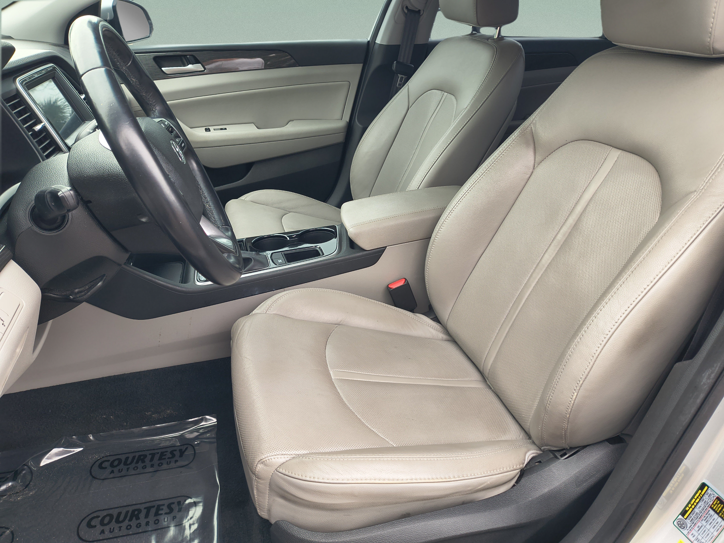 Used 2018 Hyundai Sonata Limited FWD image 18