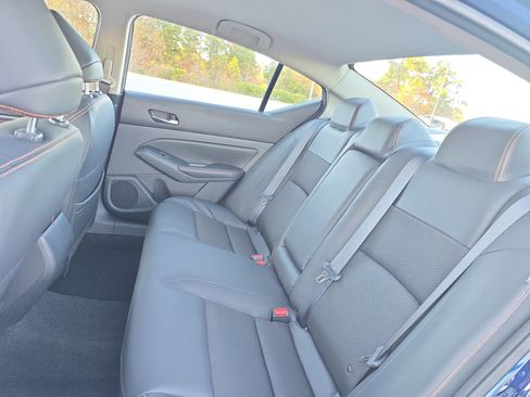 Used 2022 Nissan Altima 2.5 SR image 13