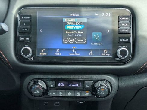 Used 2023 Nissan Kicks SR w/ SR Premium Package FWD image 20