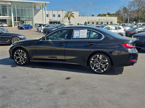 Used 2025 BMW 330i Sedan image 5