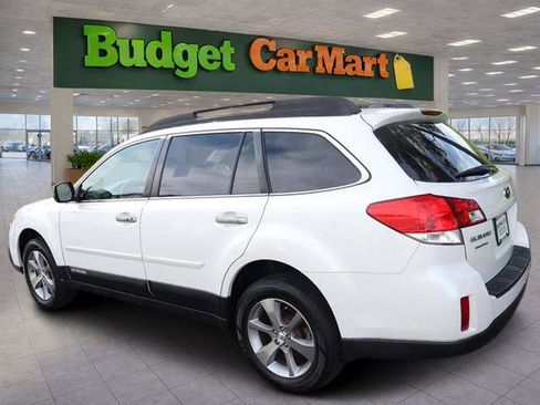 Used 2013 Subaru Outback 3.6R Limited w/ Special Appearance Pkg AWD/4WD image 5