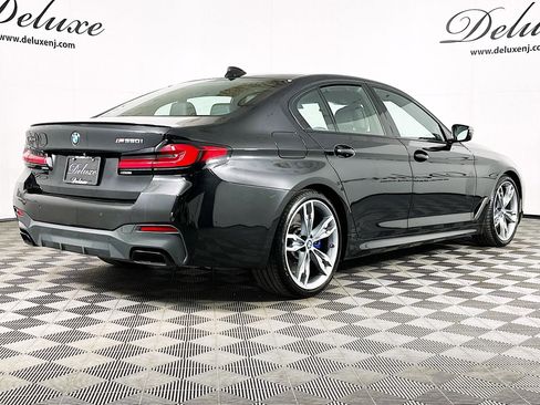 Used 2023 BMW M550i xDrive w/ Executive Package AWD/4WD image 6