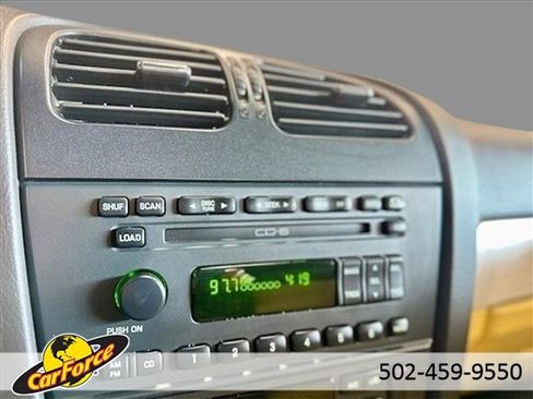 Used 2002 Ford Thunderbird Base image 19