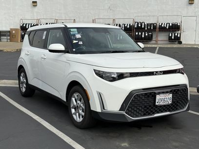 Used 2024 Kia Soul LX w/ Option Group 015