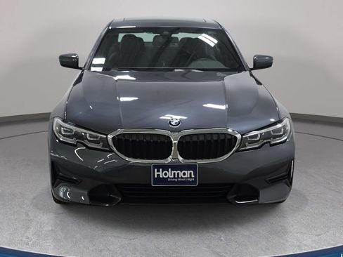 Used 2020 BMW 330i xDrive Sedan w/ Convenience Package AWD/4WD image 3