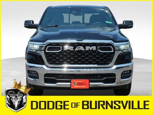 Used 2025 RAM 1500 Big Horn AWD/4WD image 2