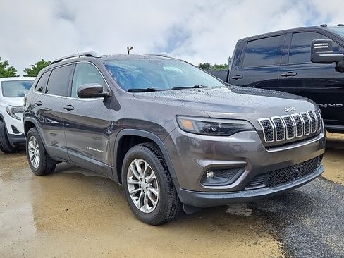 Used 2021 Jeep Cherokee Latitude Lux w/ Sun & Sound Group AWD/4WD image 1