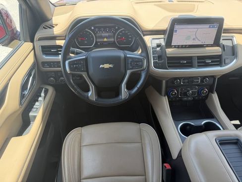 Used 2021 Chevrolet Tahoe Premier w/ Premium Package AWD/4WD image 19