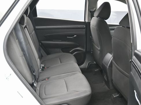 Used 2022 Hyundai Tucson SE image 30