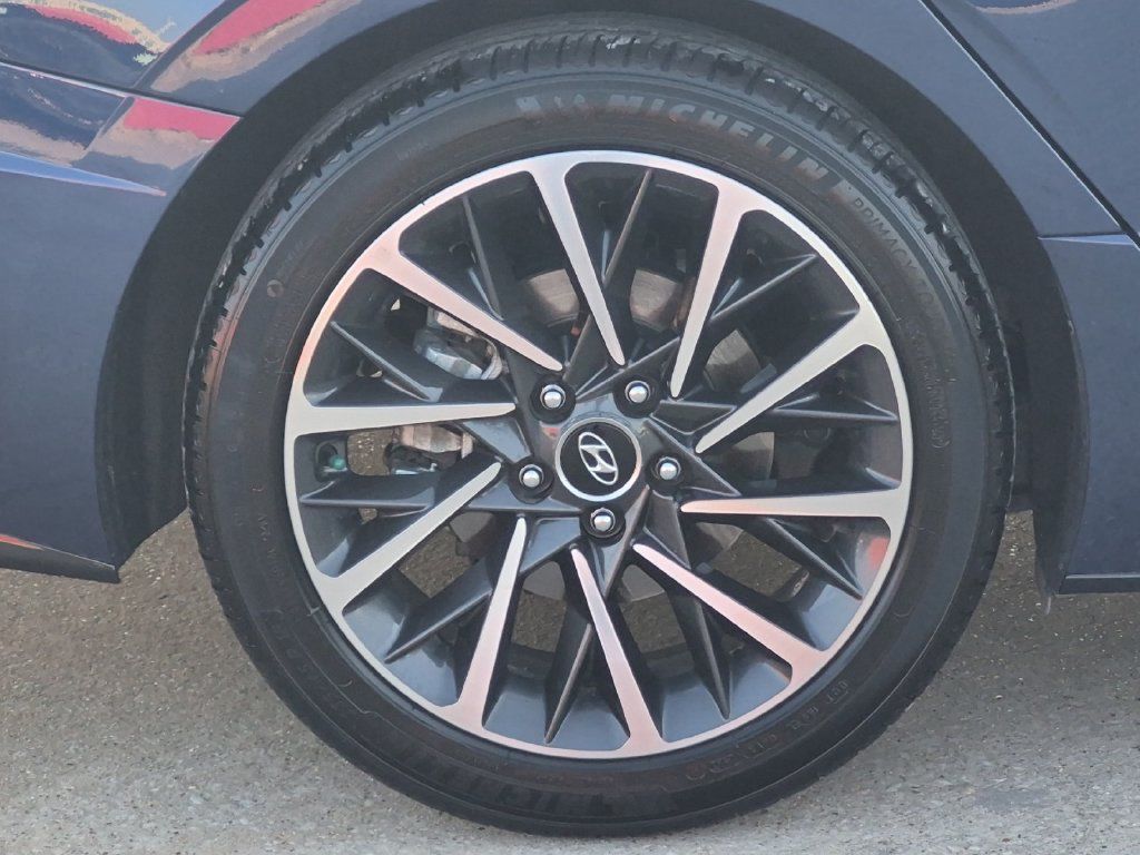 Used 2020 Hyundai Sonata Limited FWD image 27