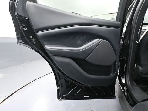 Used 2021 Ford Mustang Mach-E Select image 37