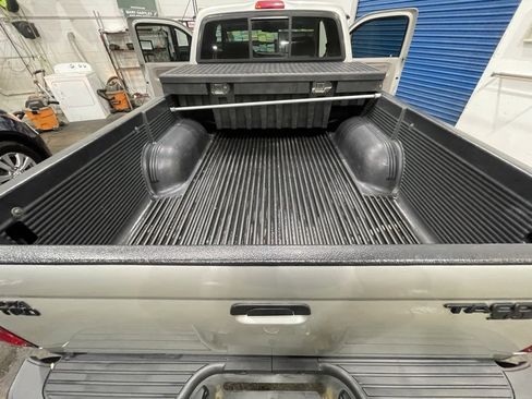 Used 2003 Toyota Tacoma 4x4 Xtracab V6 image 20