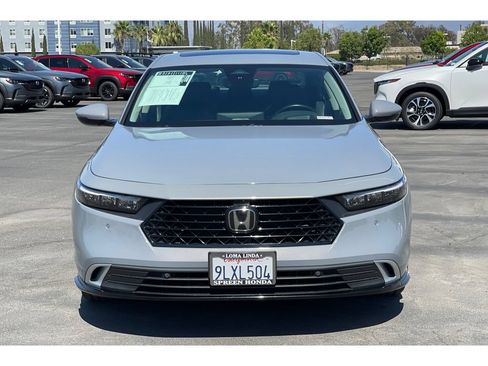 Used 2024 Honda Accord Touring image 9