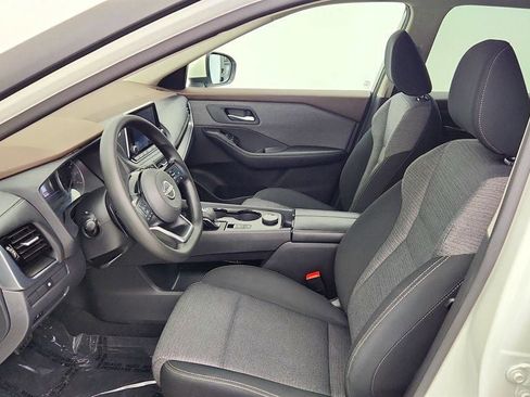 Used 2022 Nissan Rogue SV AWD/4WD image 18