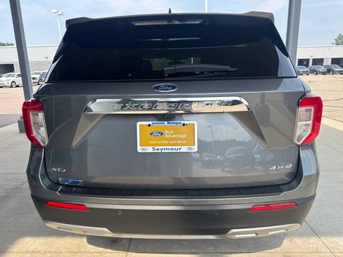 Certified 2024 Ford Explorer XLT w/ Equipment Group 202A AWD/4WD image 6