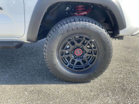 Used 2023 Toyota Tacoma TRD Pro image 29