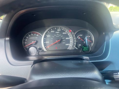 Used 2004 Honda Pilot EX image 14