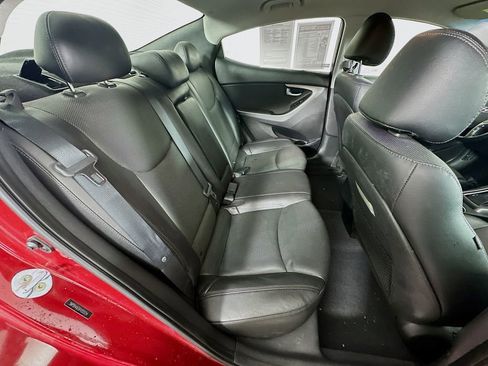 Used 2015 Hyundai Elantra Limited image 31