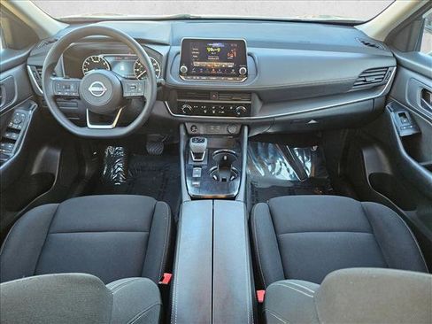 Used 2024 Nissan Rogue S image 16