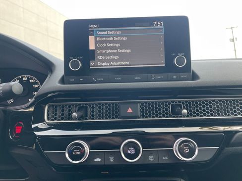 Used 2023 Honda Civic LX image 9