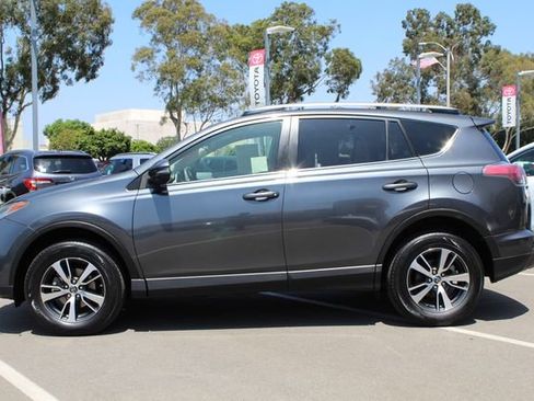 Used 2017 Toyota RAV4 XLE w/ Carpet Mat Package FWD image 60
