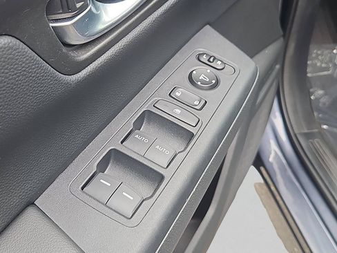 Used 2024 Honda CR-V EX image 25