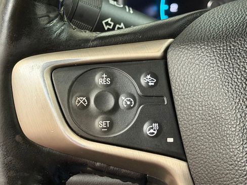 Used 2017 GMC Canyon Denali image 38