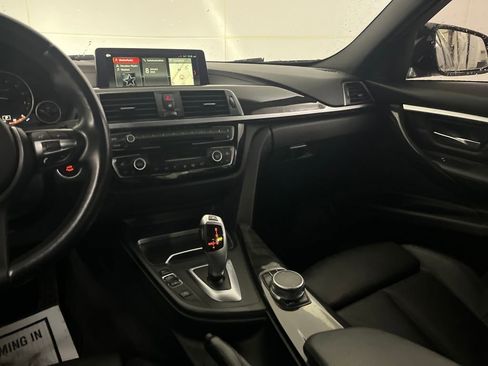 Used 2018 BMW 330i xDrive Sedan image 33