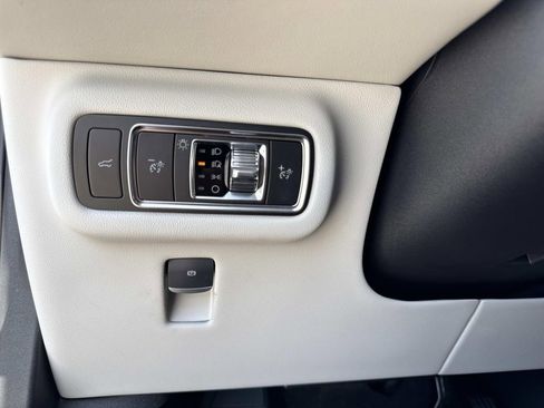New 2026 Lincoln Nautilus Premier AWD/4WD image 32