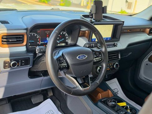Used 2023 Ford Maverick Lariat w/ Lariat Luxury Package AWD/4WD image 12