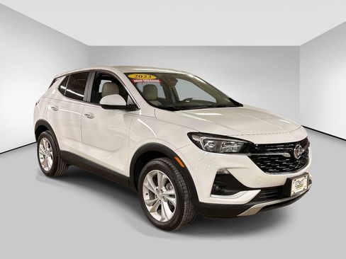 Used 2023 Buick Encore GX Preferred w/ Cold Weather Comfort Package AWD/4WD image 7