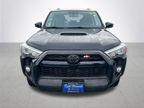 Used 2019 Toyota 4Runner TRD Off-Road Premium AWD/4WD image 3