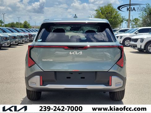 New 2027 Kia Seltos S FWD image 5