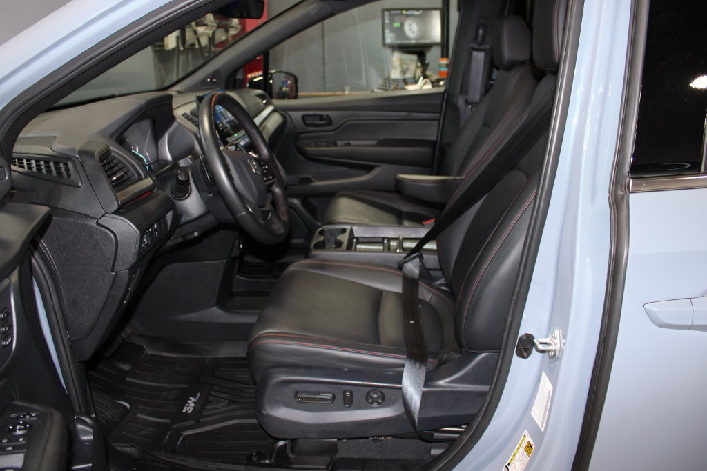 Used 2024 Honda Odyssey Sport image 8