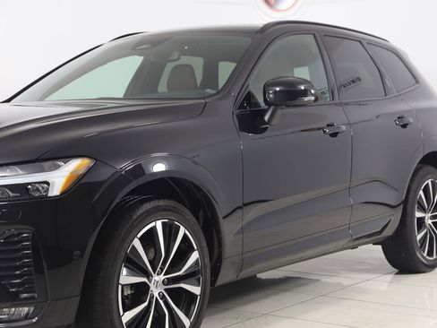 Used 2023 Volvo XC60 B5 Plus w/ Climate Package AWD/4WD image 45