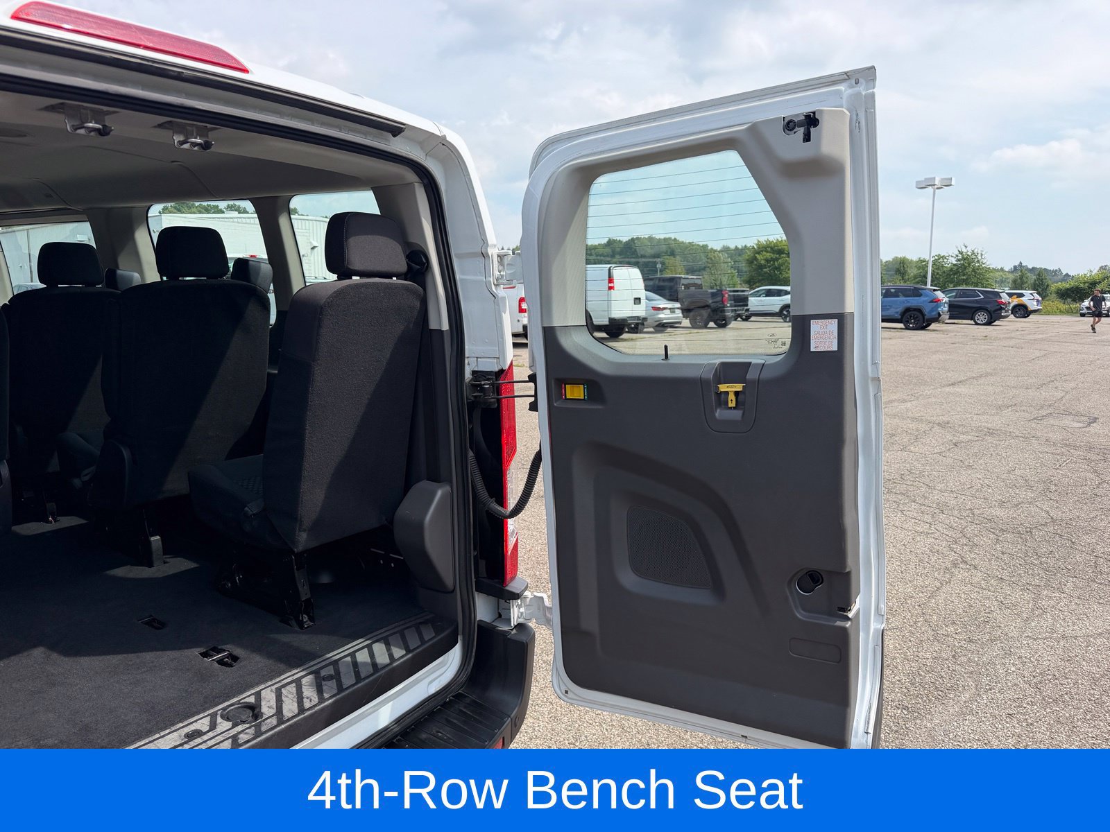 Used 2023 Ford Transit 350 XLT RWD image 27